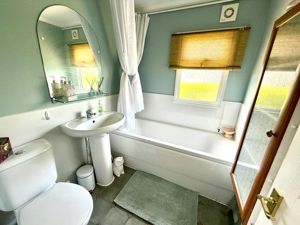 Photo 11- click for photo gallery